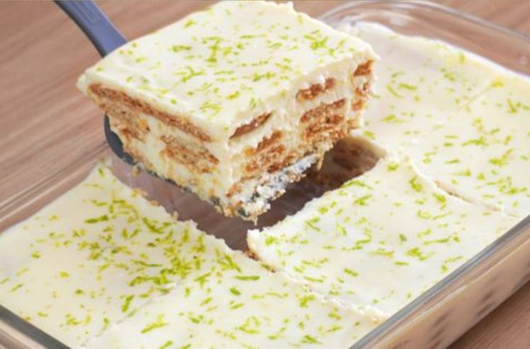 Torta de limão sem gelatina com massa de biscoito e recheio de liquidificador