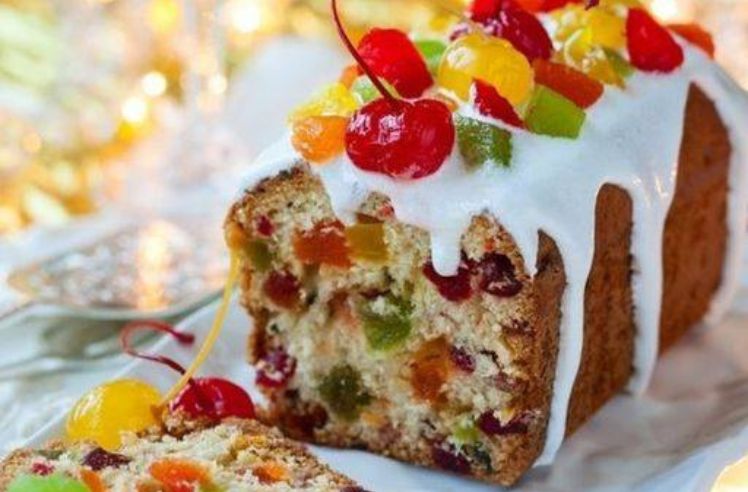 Bolo de Natal com frutas cristalizadas