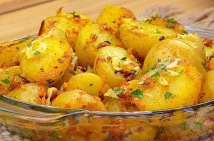 Camarão com batatas gratinadas