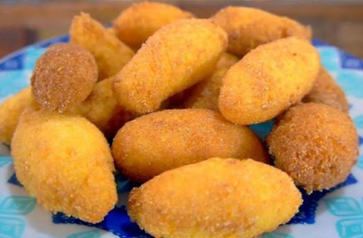 Bolinho de chuva de fubá