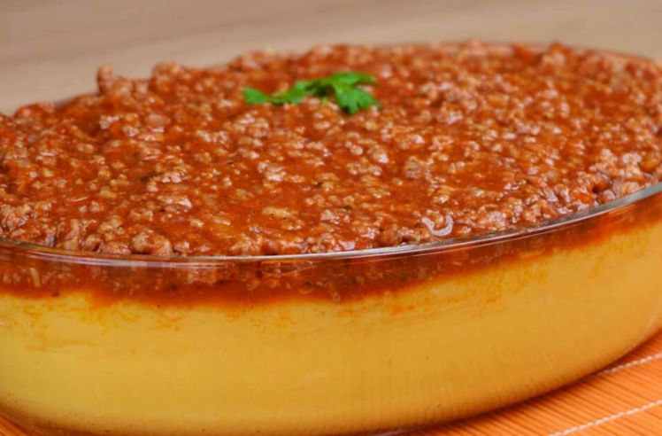 Polenta Com Carne Moída