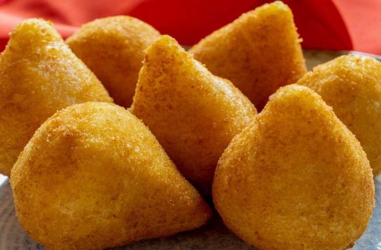 Coxinha Com Massa de Batata Que Derrete na Boca