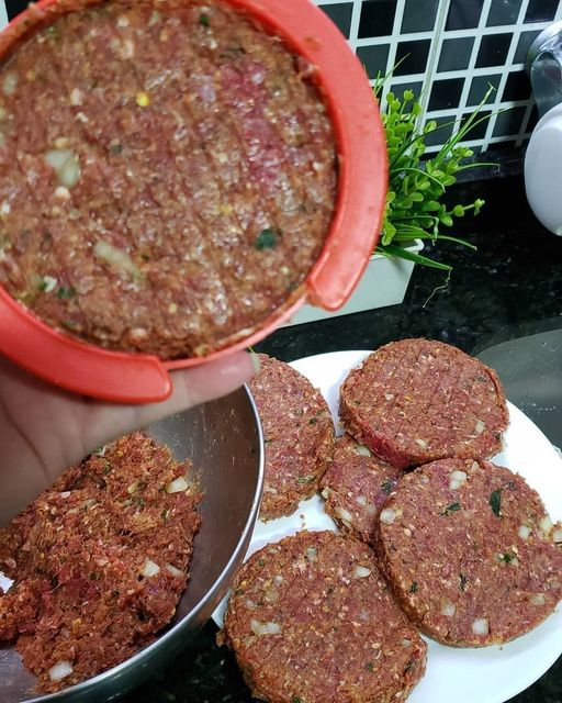 Hambúrguer Caseiro Suculento