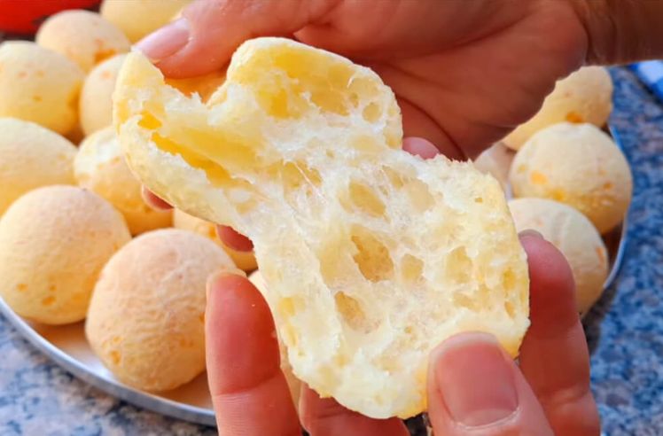 Pão De Queijo Com Polvilho Azedo